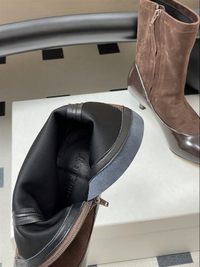 20251128172614159 370